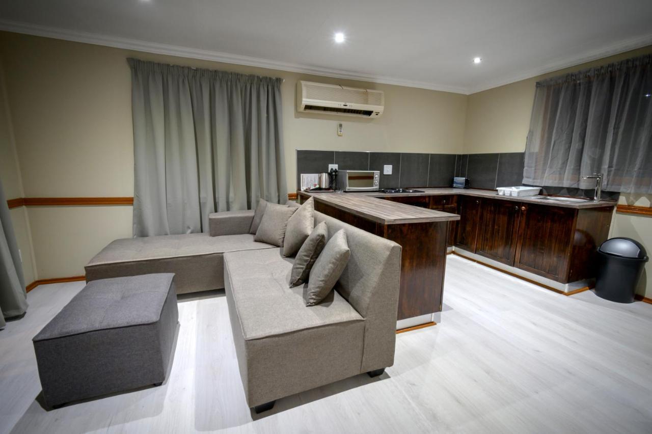 Bains Lodge Bloemfontein Eksteriør billede